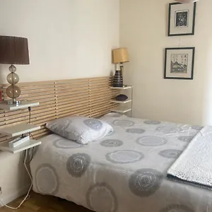 Maison Des Roses , Oullins France